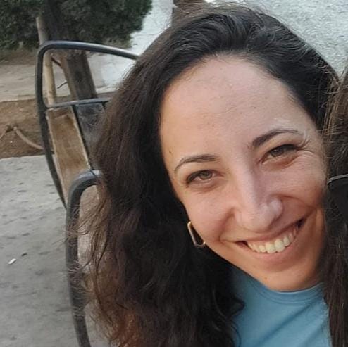 אביב נהרי
